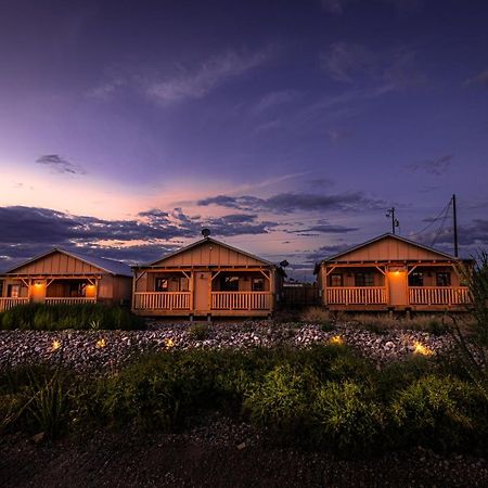 -Pet Friendly- Miners Cabin #5 -Two Double Beds - Private Balcony Tombstone Exterior foto