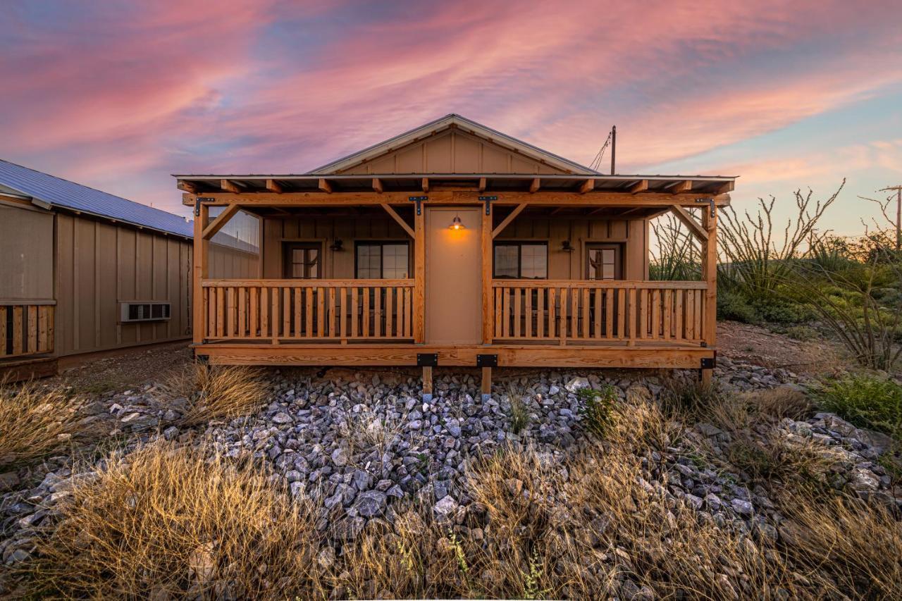 -Pet Friendly- Miners Cabin #5 -Two Double Beds - Private Balcony Tombstone Exterior foto