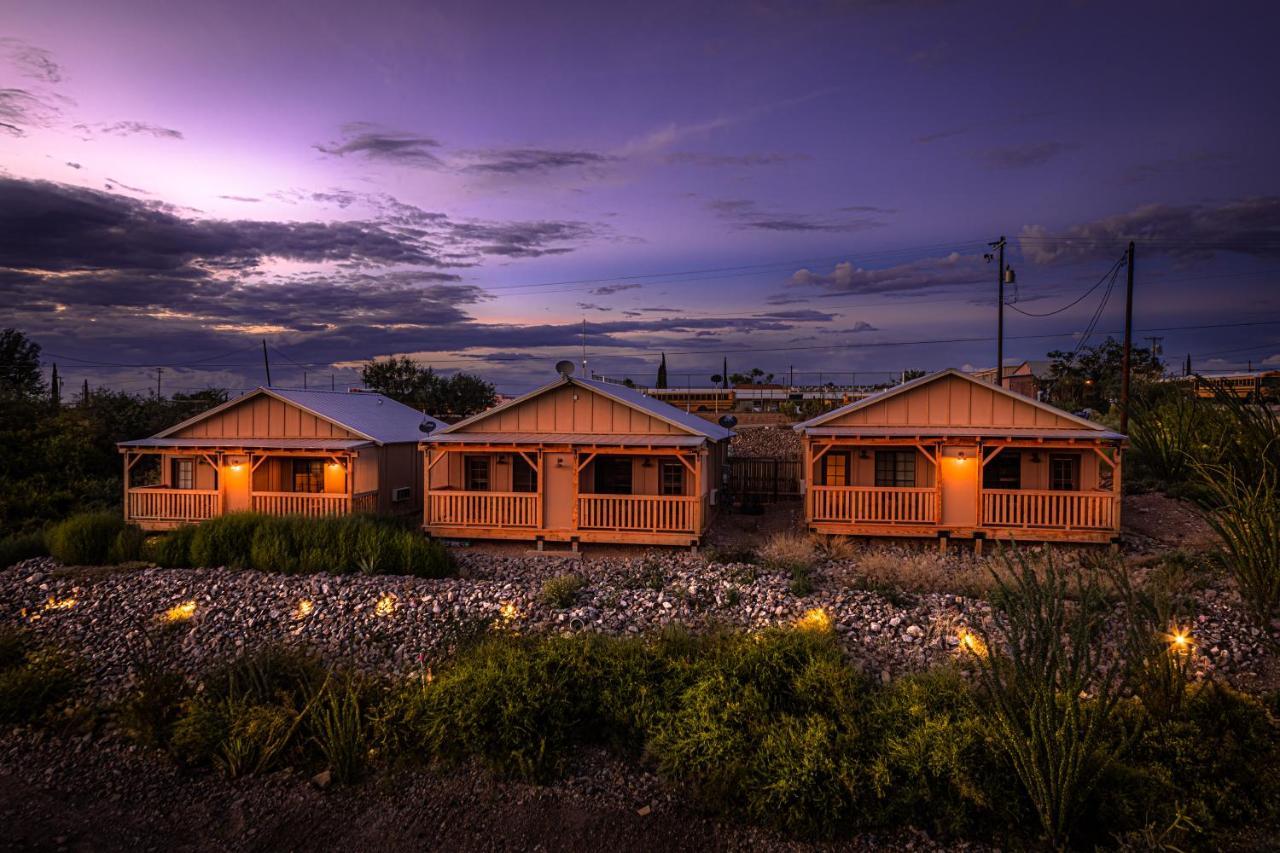 -Pet Friendly- Miners Cabin #5 -Two Double Beds - Private Balcony Tombstone Exterior foto