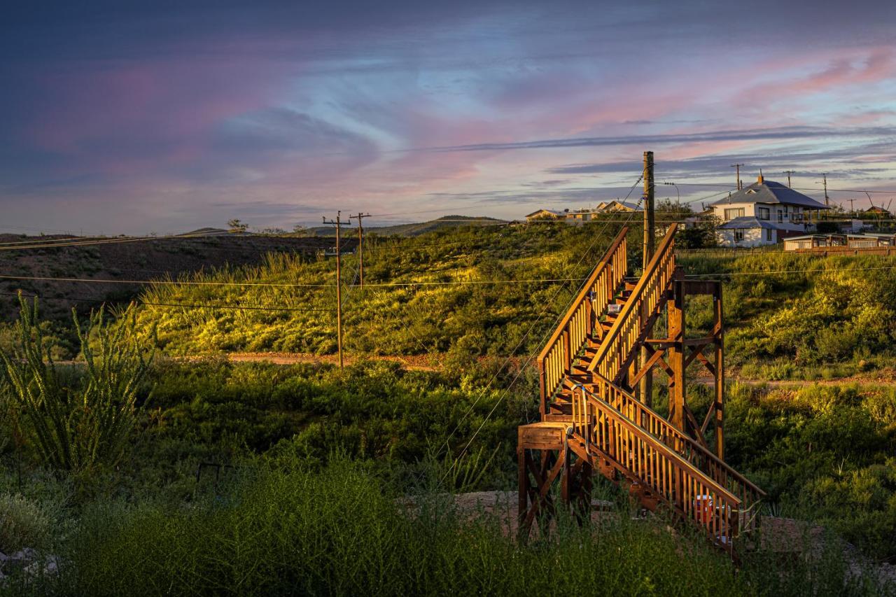-Pet Friendly- Miners Cabin #5 -Two Double Beds - Private Balcony Tombstone Exterior foto