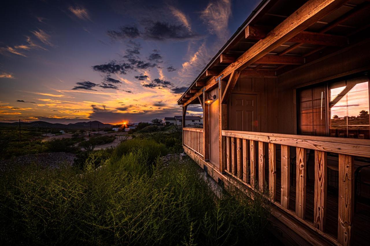 -Pet Friendly- Miners Cabin #5 -Two Double Beds - Private Balcony Tombstone Exterior foto