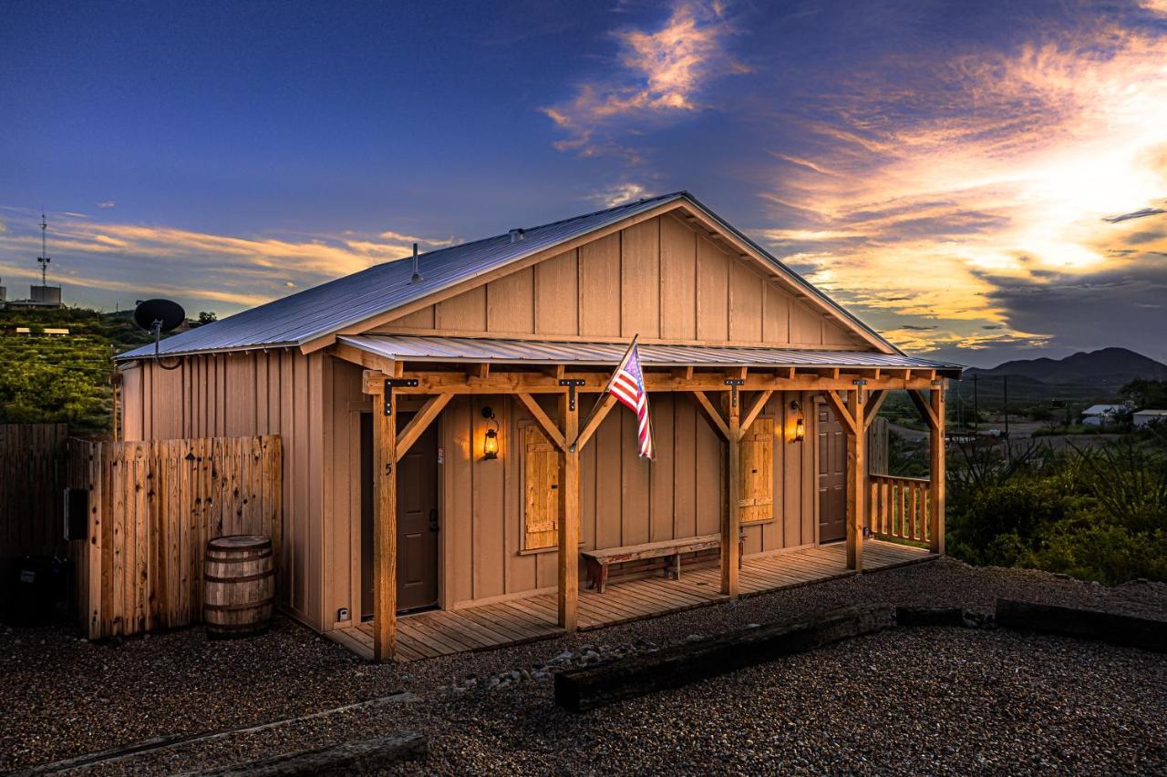 -Pet Friendly- Miners Cabin #5 -Two Double Beds - Private Balcony Tombstone Exterior foto